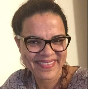 Meet your Posher, Roseli